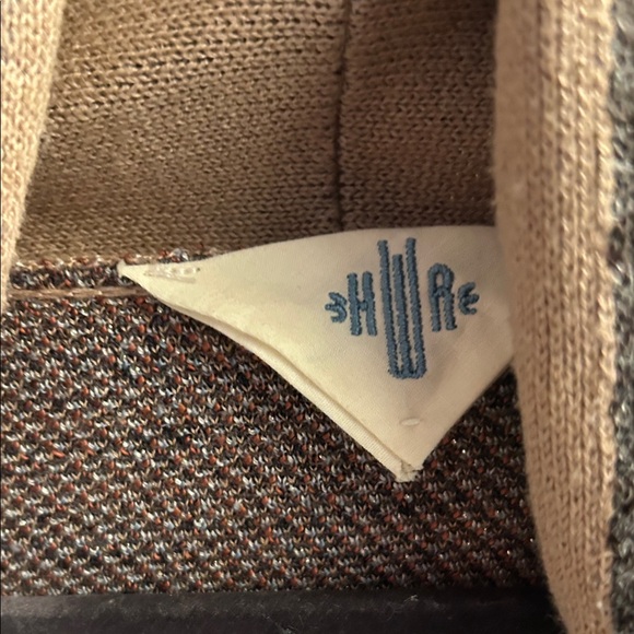 Elegant Tan and Gray Women's Cardigan From Anthropologie - Picture 3 of 16